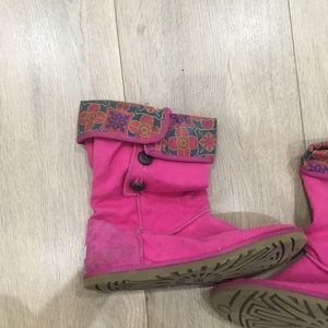 Authentic ugg boots size 10